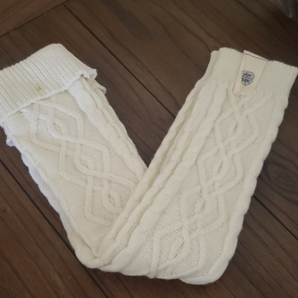 Free People Accessories - Free People Ivory Cable Knit Socks
